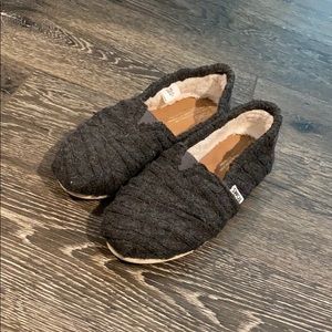 TOMS grey slippers size 6.5